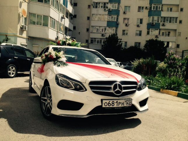 аренда мерседеса в Сочи Mercedes-Benz-E63-AMG-7